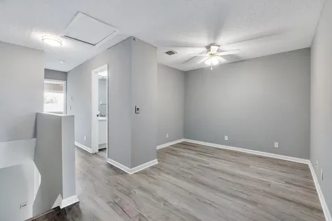 9905 NW 57th Manor Coral Springs FL 33076