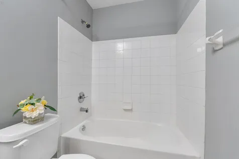 9905 NW 57th Manor Coral Springs FL 33076