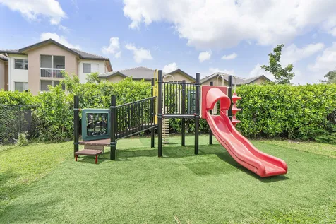 9905 NW 57th Manor Coral Springs FL 33076