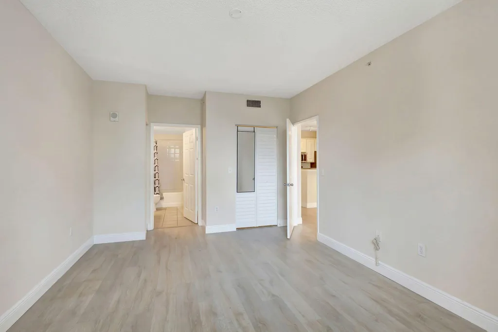 780 S Sapodilla Avenue West Palm Beach FL 33401
