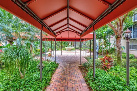 780 S Sapodilla Avenue West Palm Beach FL 33401