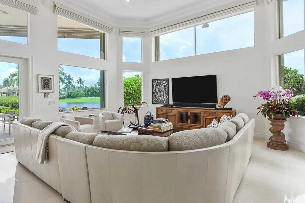 6949 Lake Estates Court Boca Raton FL 33496