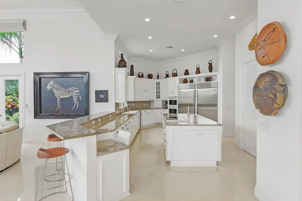 6949 Lake Estates Court Boca Raton FL 33496