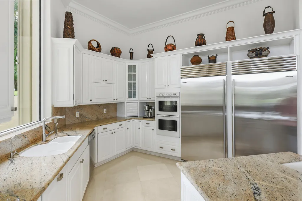 6949 Lake Estates Court Boca Raton FL 33496