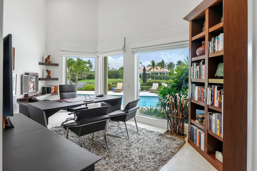 6949 Lake Estates Court Boca Raton FL 33496