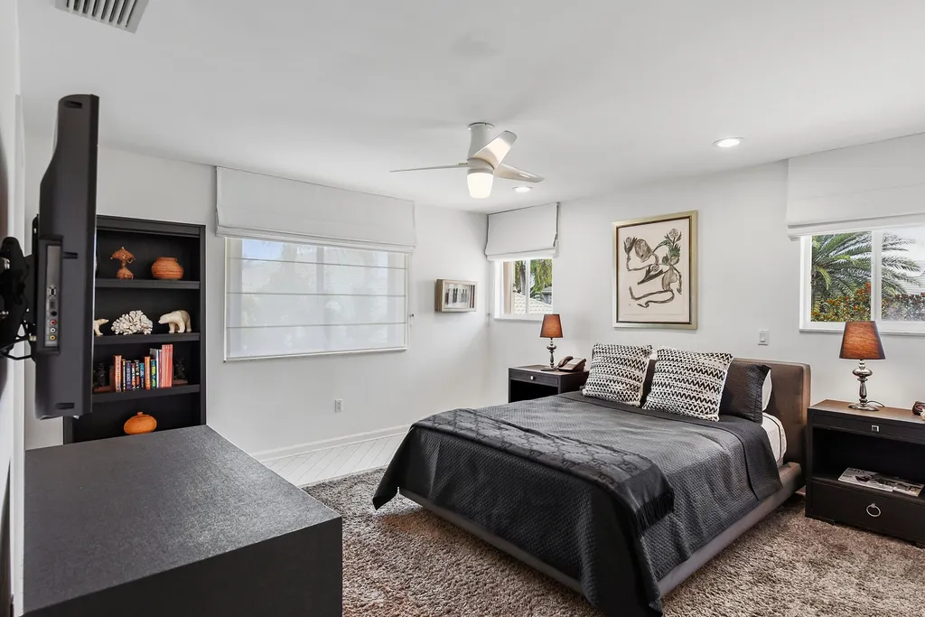6949 Lake Estates Court Boca Raton FL 33496