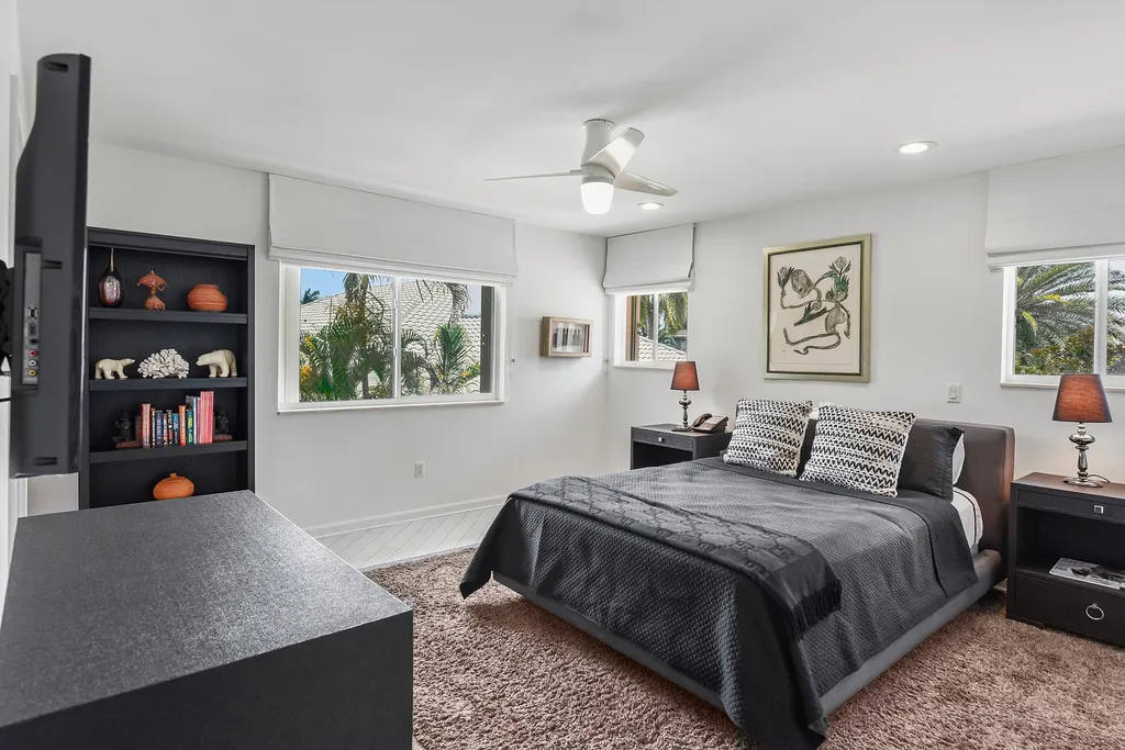 6949 Lake Estates Court Boca Raton FL 33496