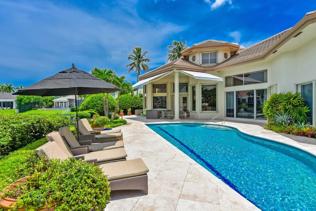 6949 Lake Estates Court Boca Raton FL 33496