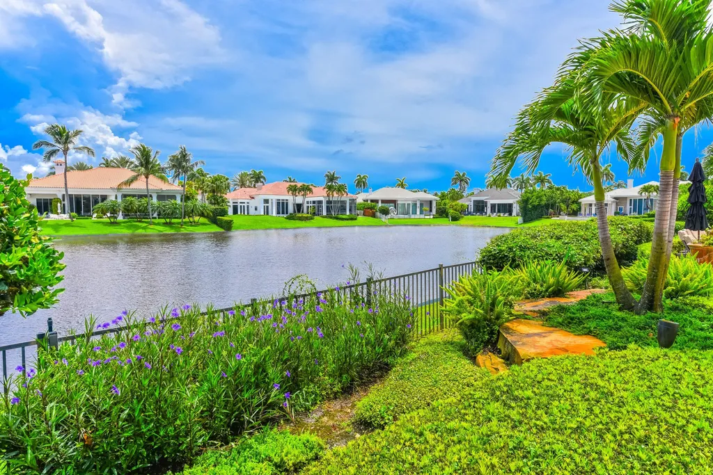 6949 Lake Estates Court Boca Raton FL 33496
