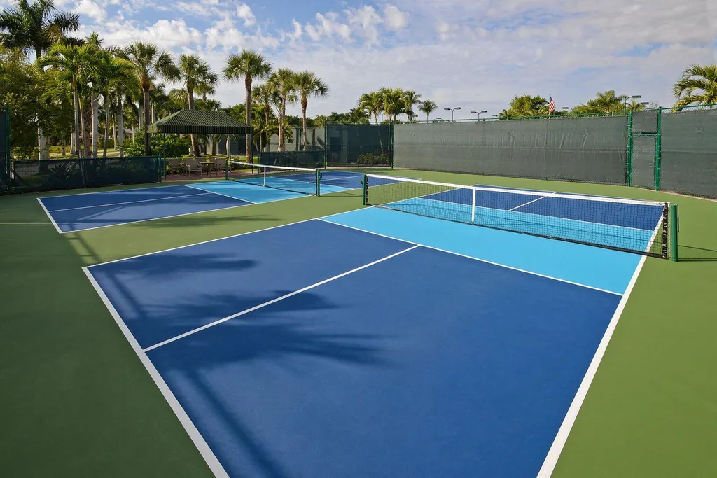 6949 Lake Estates Court Boca Raton FL 33496