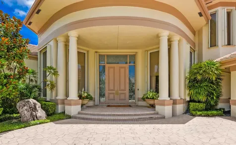 6949 Lake Estates Court Boca Raton FL 33496