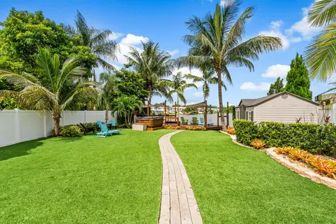3120 Cape Circle Margate FL 33063