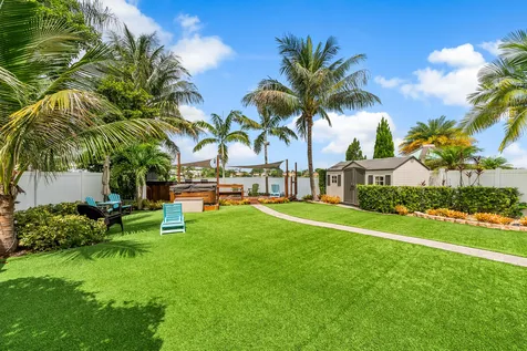 3120 Cape Circle Margate FL 33063