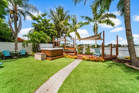 3120 Cape Circle Margate FL 33063