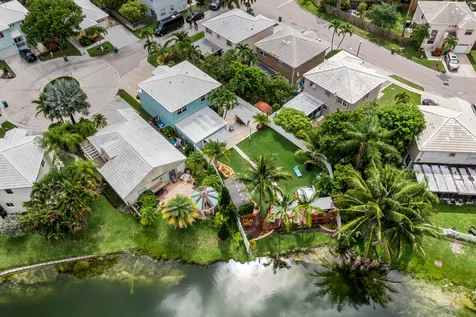 3120 Cape Circle Margate FL 33063