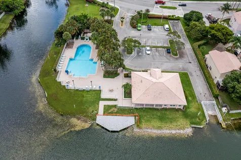 3120 Cape Circle Margate FL 33063