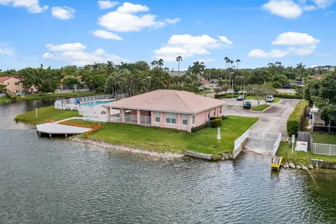 3120 Cape Circle Margate FL 33063
