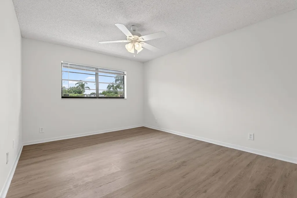 4983 NW 95th Avenue Sunrise FL 33351