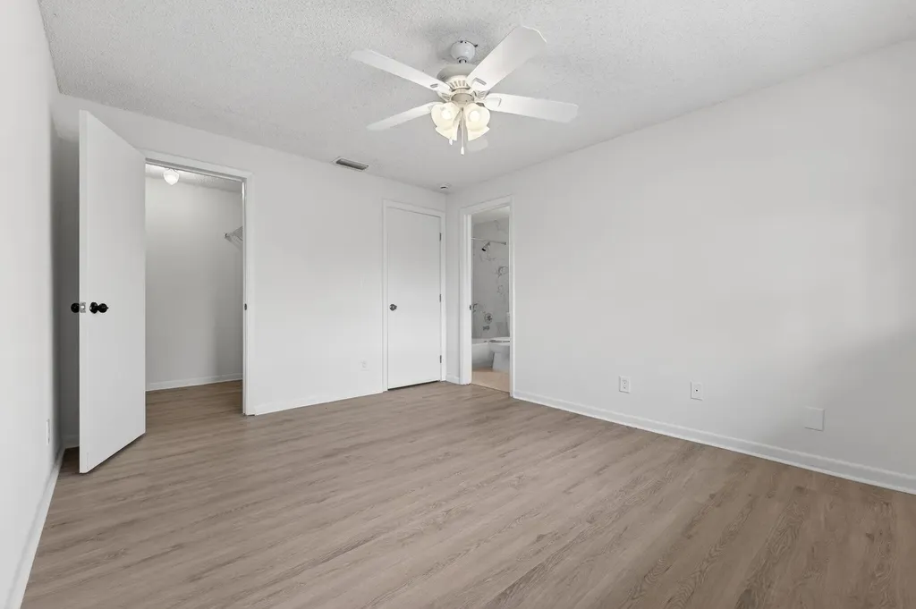 4983 NW 95th Avenue Sunrise FL 33351