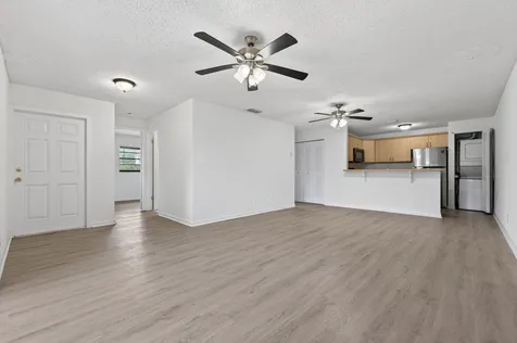 4983 NW 95th Avenue Sunrise FL 33351