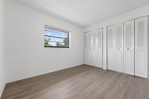 4983 NW 95th Avenue Sunrise FL 33351