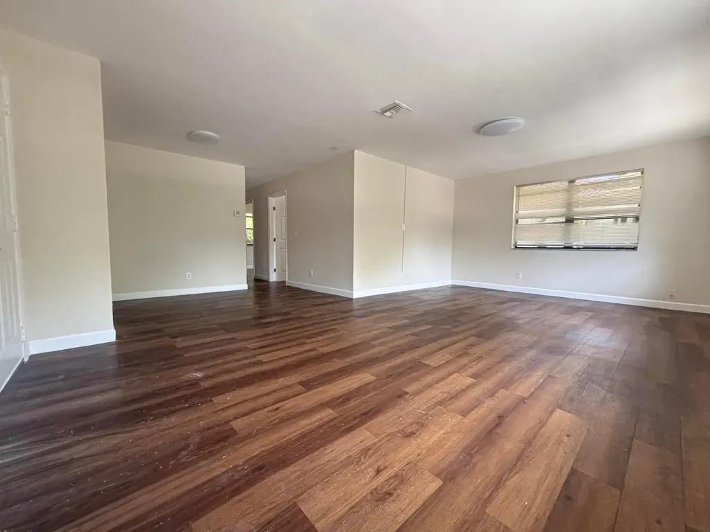 4165 NW 114th Terrace Coral Springs FL 33065