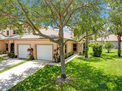 1863 Sandhill Crane Drive Fort Pierce FL 34982