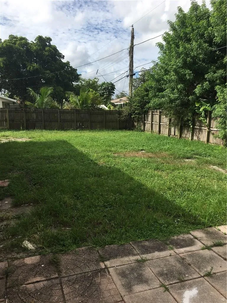 4231 SW 55th Avenue Davie FL 33314