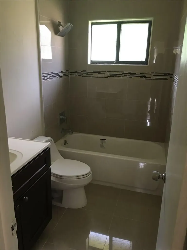 4231 SW 55th Avenue Davie FL 33314
