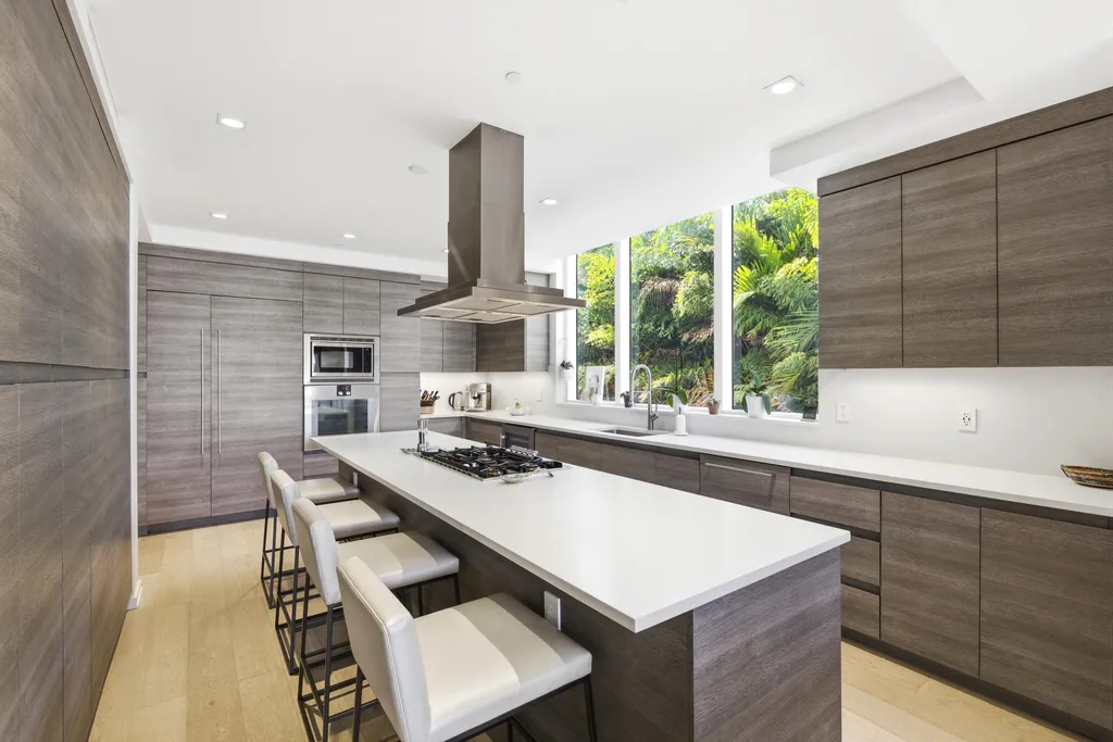 1110 Seminole Drive Fort Lauderdale FL 33304