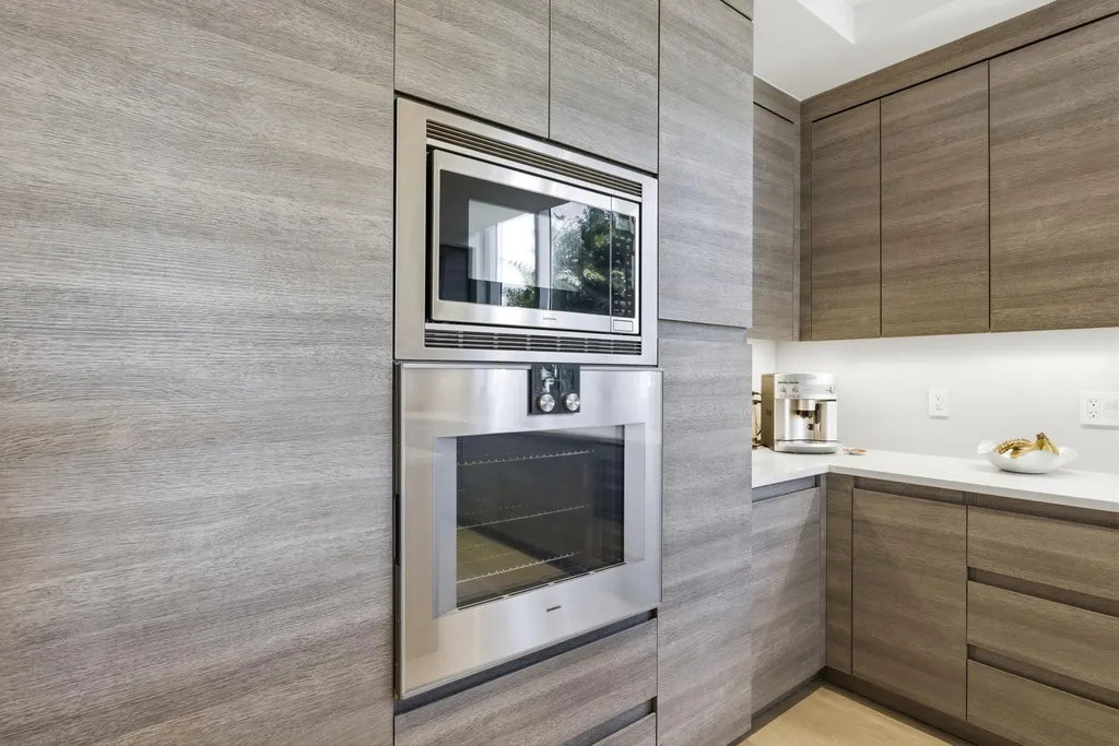 1110 Seminole Drive Fort Lauderdale FL 33304
