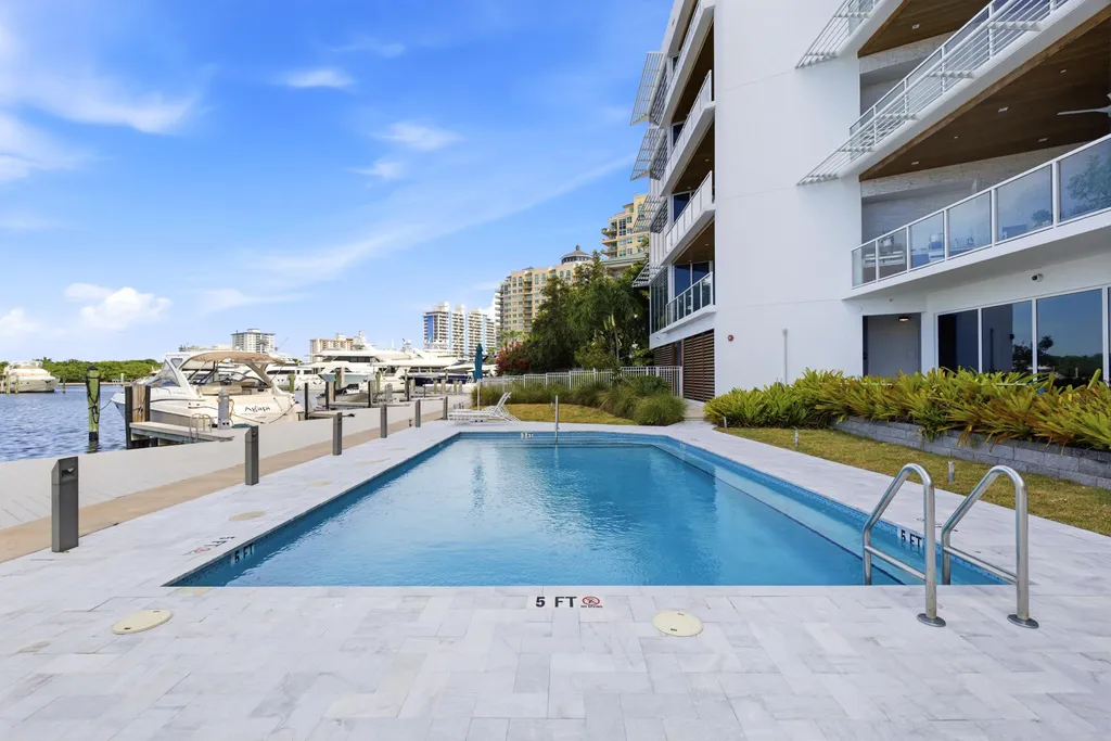 1110 Seminole Drive Fort Lauderdale FL 33304