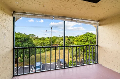 490 NW 20th Street Boca Raton FL 33431