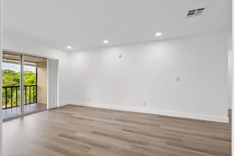 490 NW 20th Street Boca Raton FL 33431