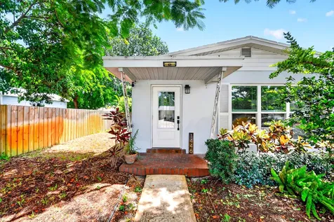 1446 W Perry Street Lantana FL 33462