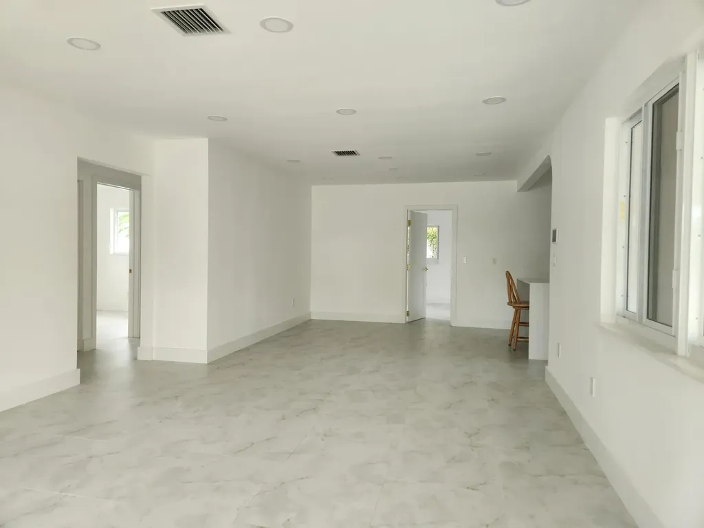 401 SE 1st Avenue Pompano Beach FL 33060