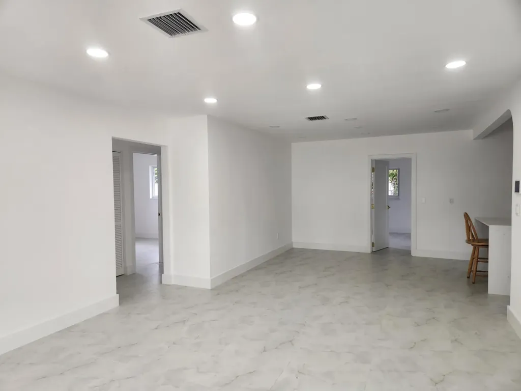 401 SE 1st Avenue Pompano Beach FL 33060
