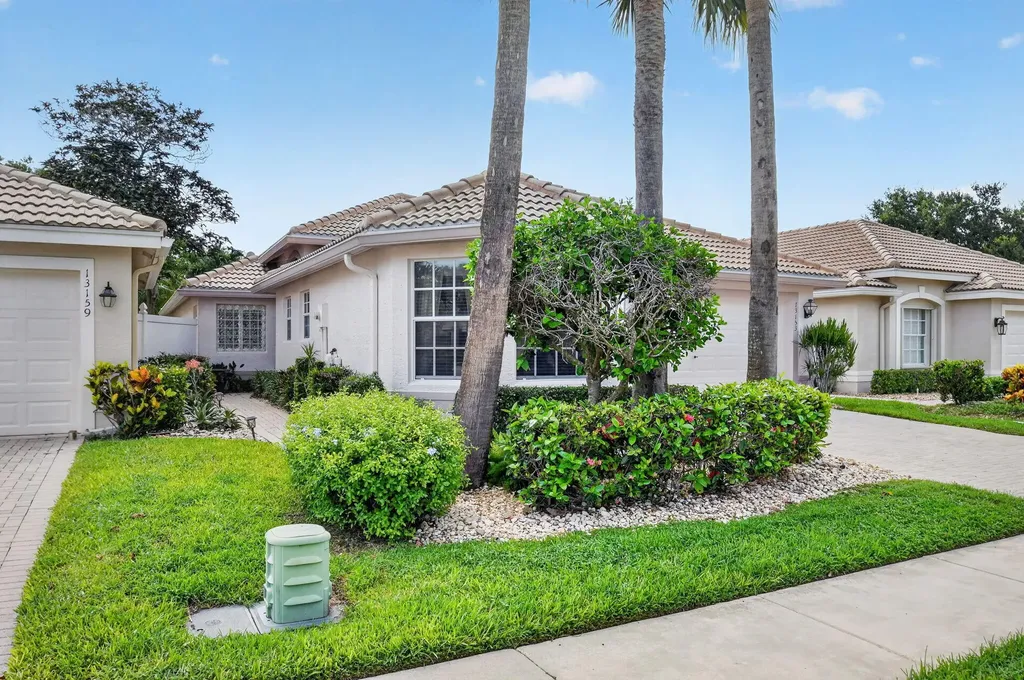 13153 La Sabina Drive Delray Beach FL 33446