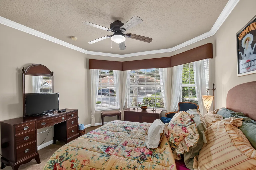 13153 La Sabina Drive Delray Beach FL 33446