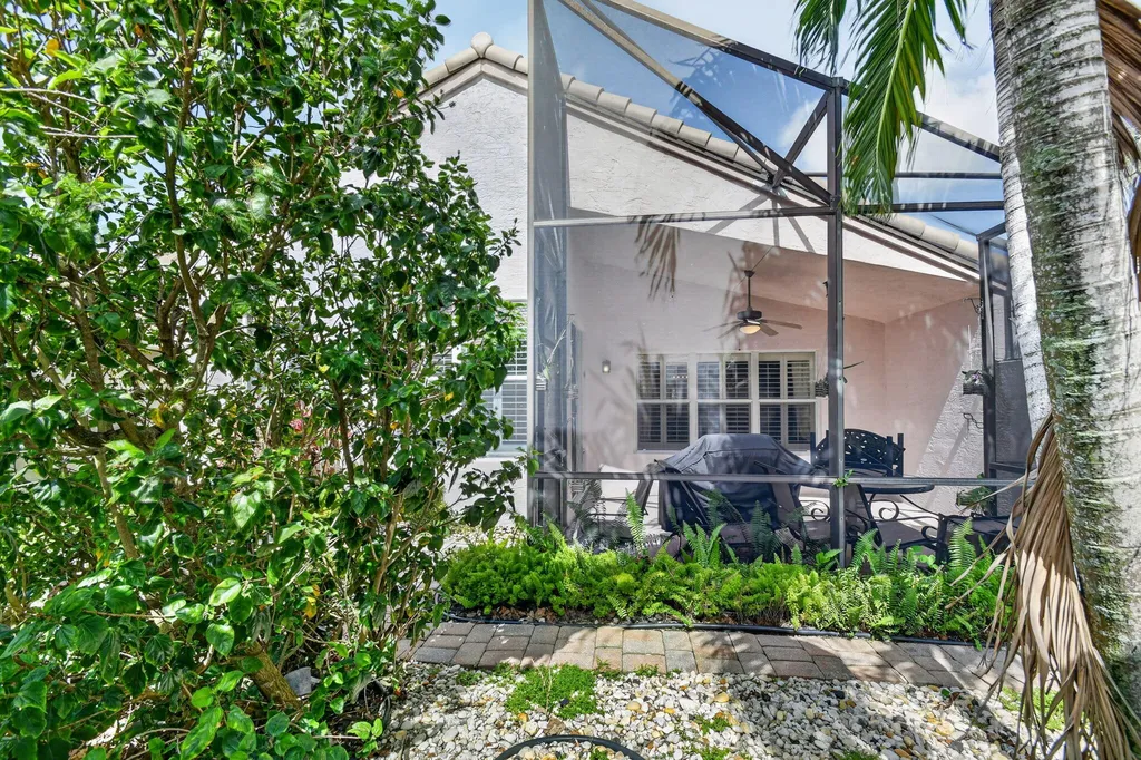 13153 La Sabina Drive Delray Beach FL 33446