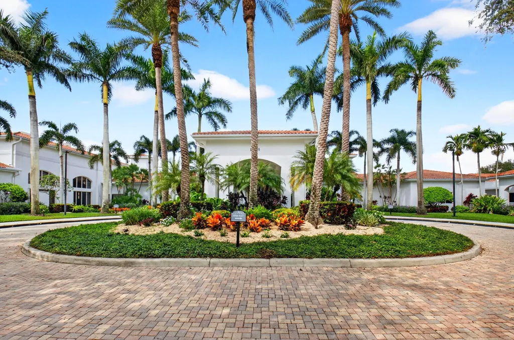 13153 La Sabina Drive Delray Beach FL 33446