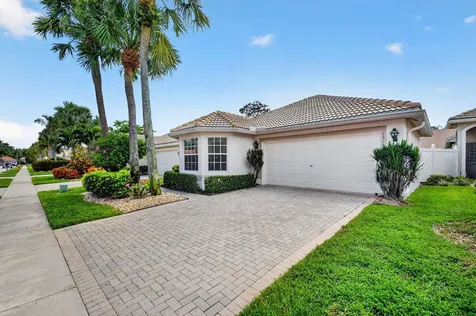 13153 La Sabina Drive Delray Beach FL 33446
