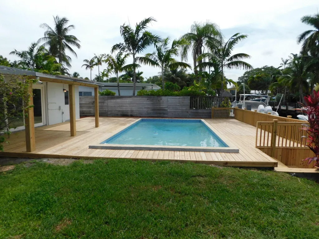 1721 SW 5th Street SW Fort Lauderdale FL 33312
