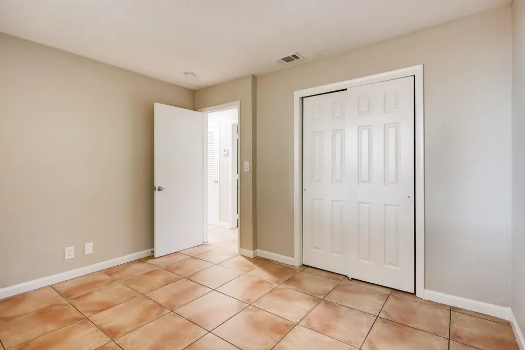 1720 NE 8th Avenue Fort Lauderdale FL 33305