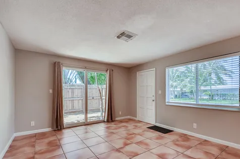 1720 NE 8th Avenue Fort Lauderdale FL 33305