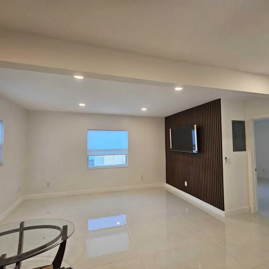 206 NE 13th Street Fort Lauderdale FL 33304