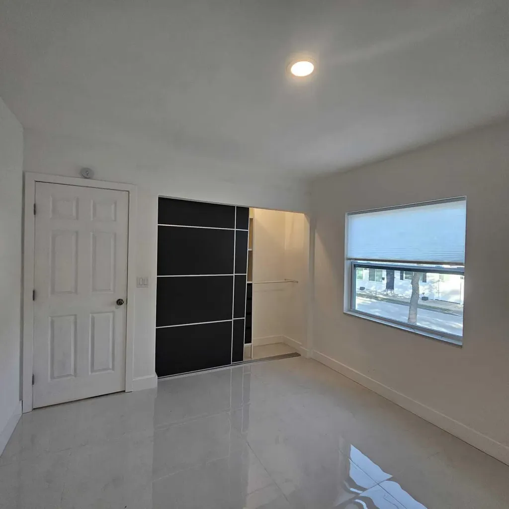 206 NE 13th Street Fort Lauderdale FL 33304