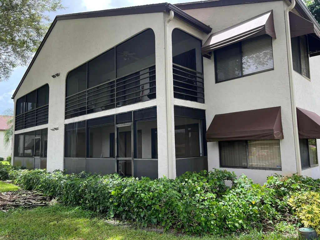 5068 Rose Hill Drive Boynton Beach FL 33437