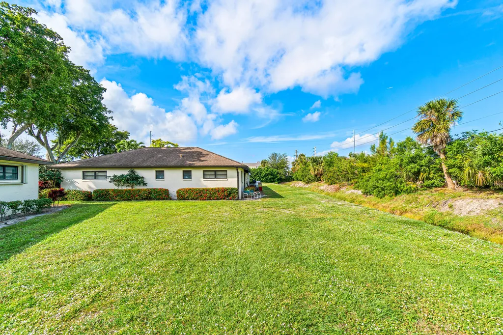 4863 Hawkwood Road Boynton Beach FL 33436