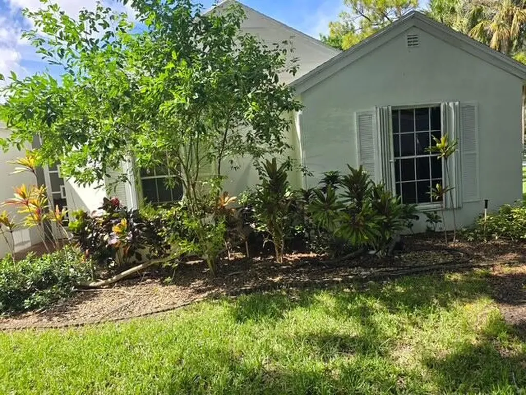 7608 Forest Green Lane Boynton Beach FL 33436